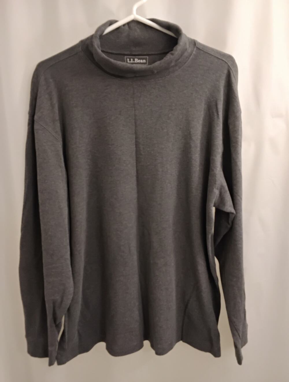 L.L. Bean Mock Neck Men's Long Sleeve Pullover, size L Reg